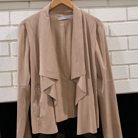 SOLD - Picture 8 of 12